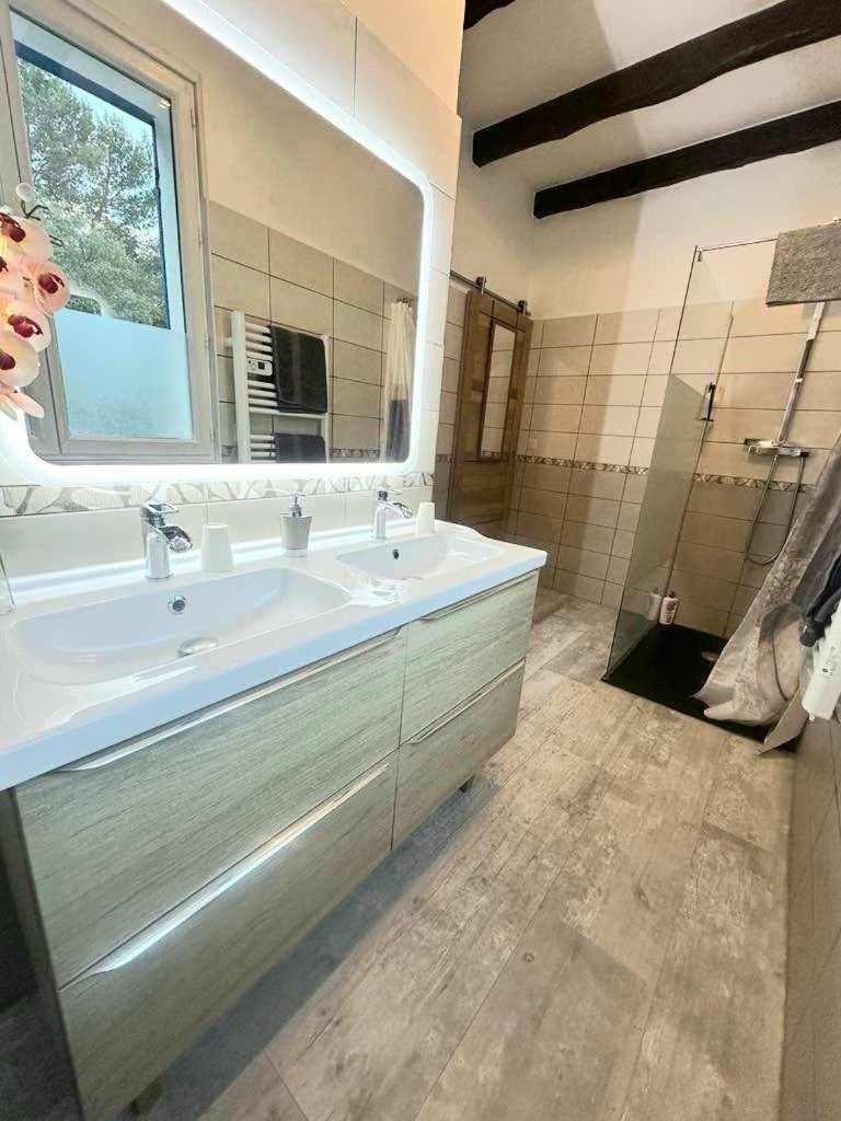 La Villa Du Menhir Gite Bize-Minervois Εξωτερικό φωτογραφία